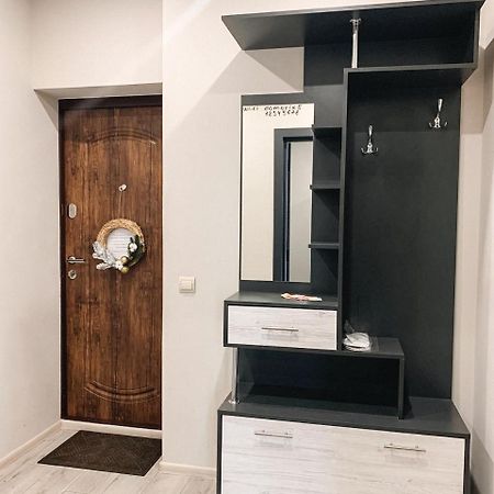 Apartments Domovik Mira 11S/5 Mukacheve Luaran gambar